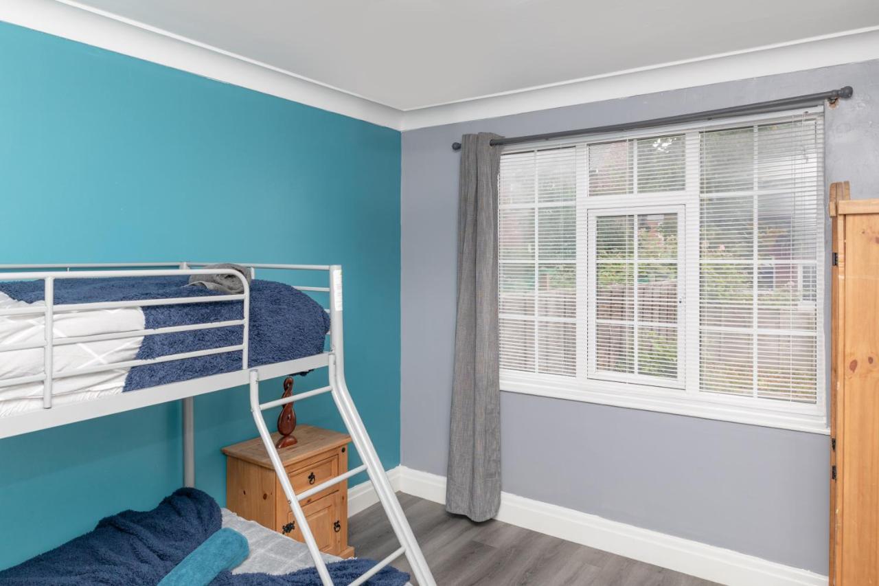 Leeds City Centre Spacious House Free Parking And Wi-Fi Esterno foto